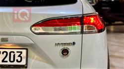 تۆیۆتا کۆرۆلا کرۆس